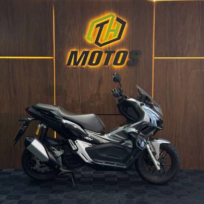 HONDA ADV 